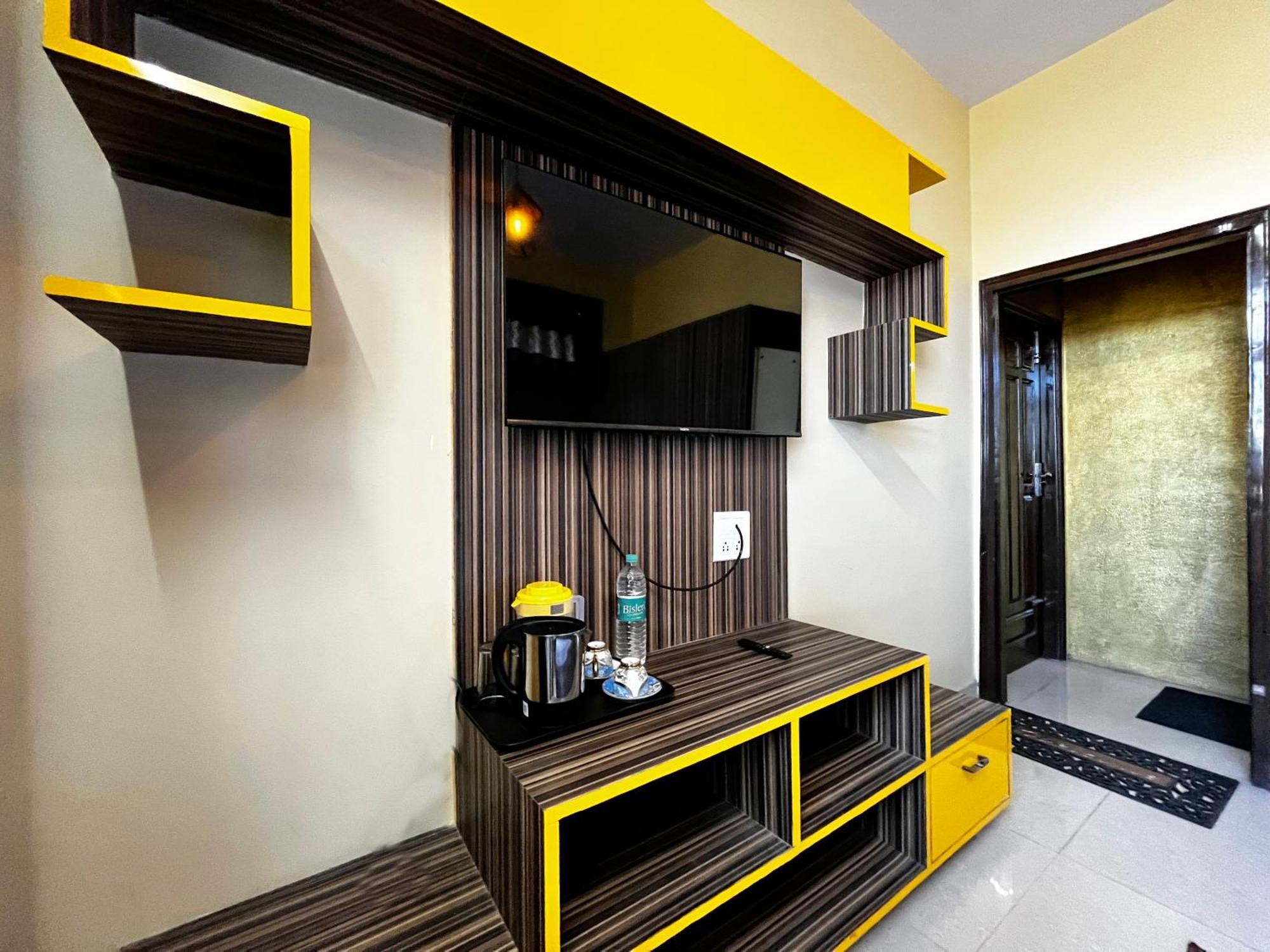 Puri'S Bnb Шимла Экстерьер фото