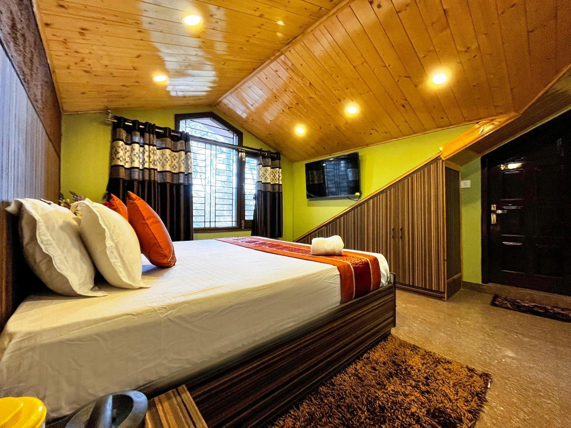 Puri'S Bnb Шимла Экстерьер фото