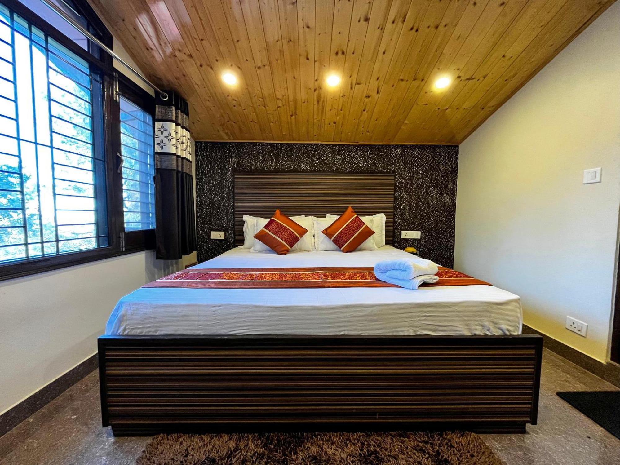 Puri'S Bnb Шимла Экстерьер фото